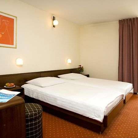 Hotel אופטיה חדר תמונה