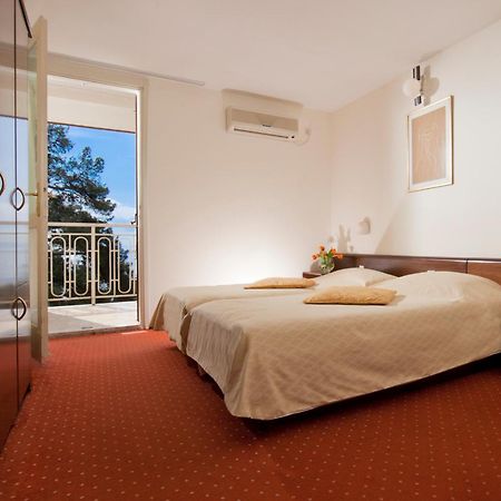 Hotel אופטיה מראה חיצוני תמונה