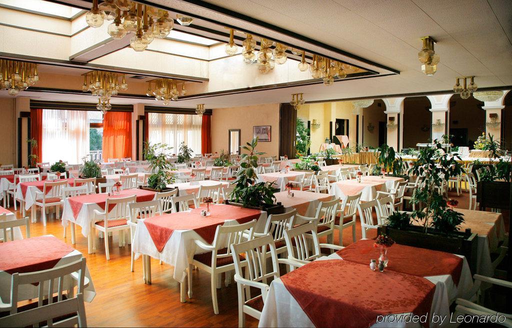 Hotel אופטיה מסעדה תמונה