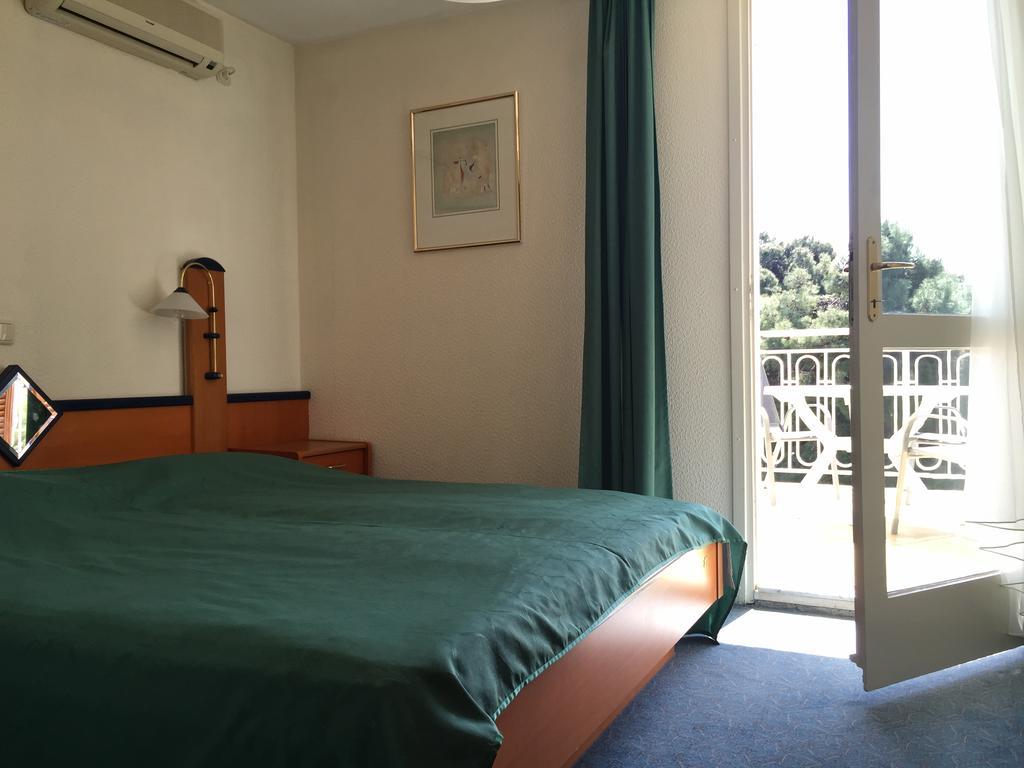 Hotel אופטיה מראה חיצוני תמונה
