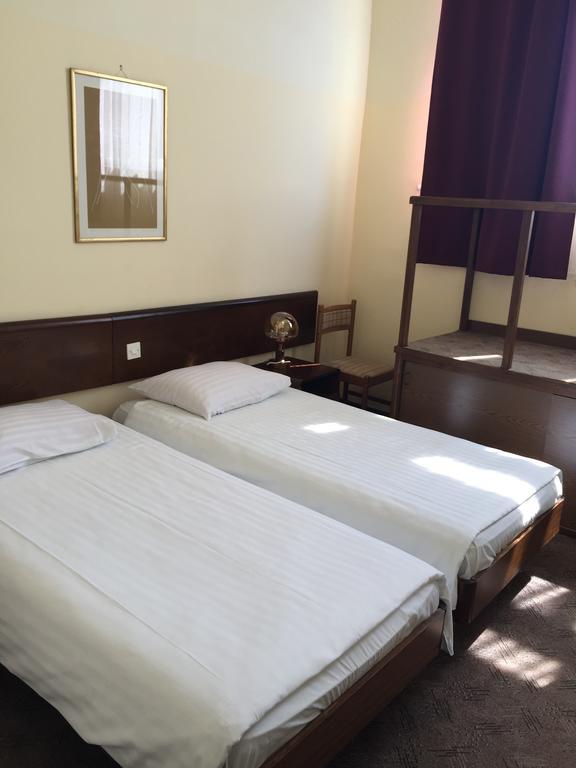 Hotel אופטיה מראה חיצוני תמונה
