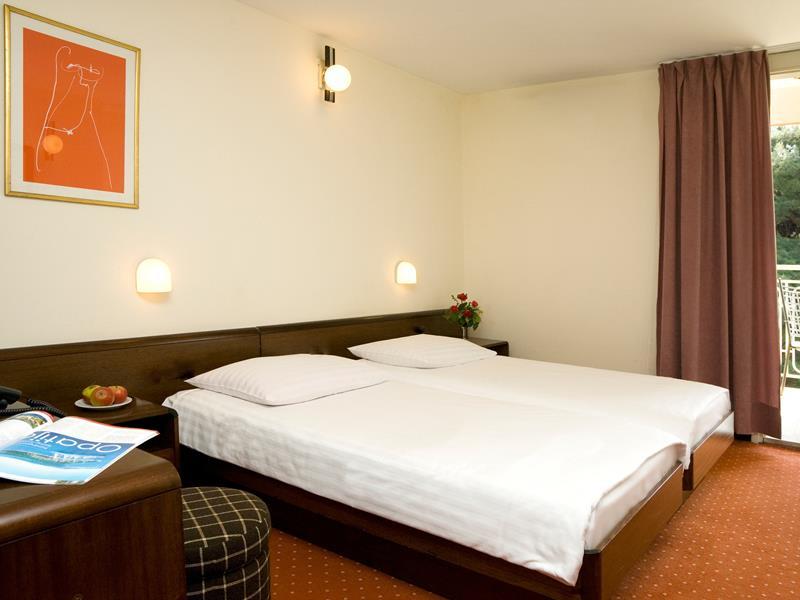 Hotel אופטיה מראה חיצוני תמונה