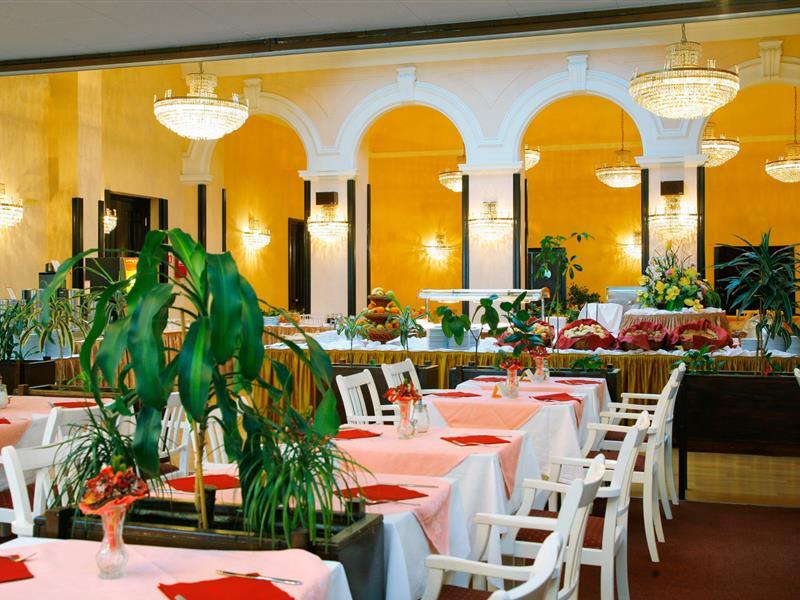 Hotel אופטיה מראה חיצוני תמונה