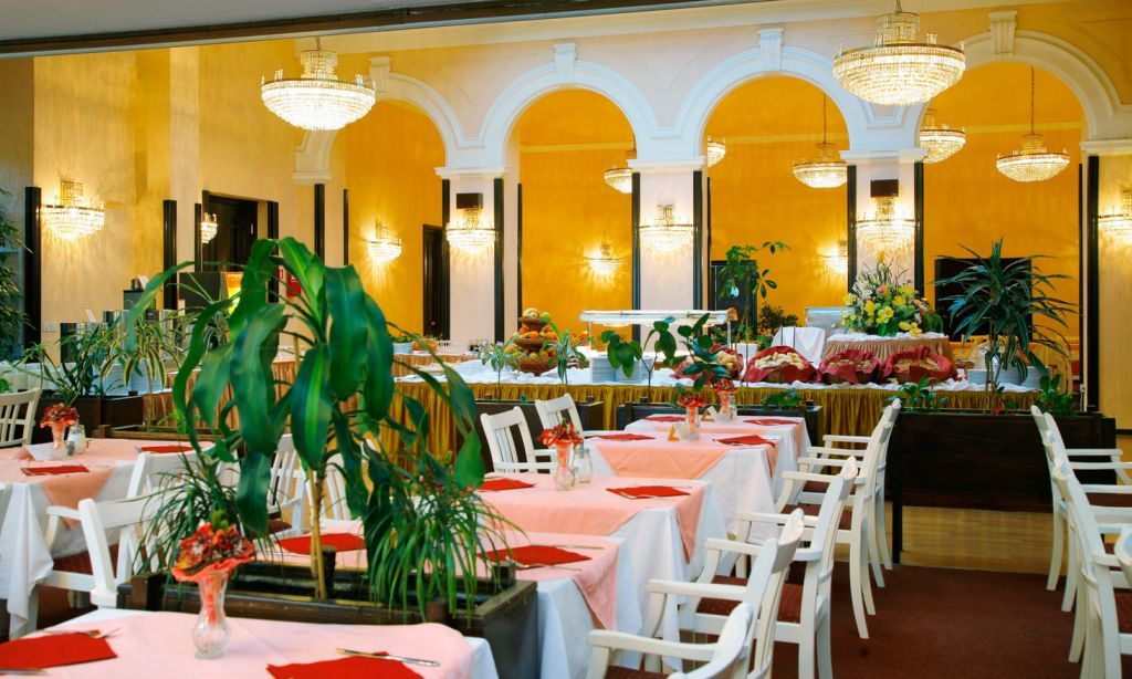 Hotel אופטיה מראה חיצוני תמונה