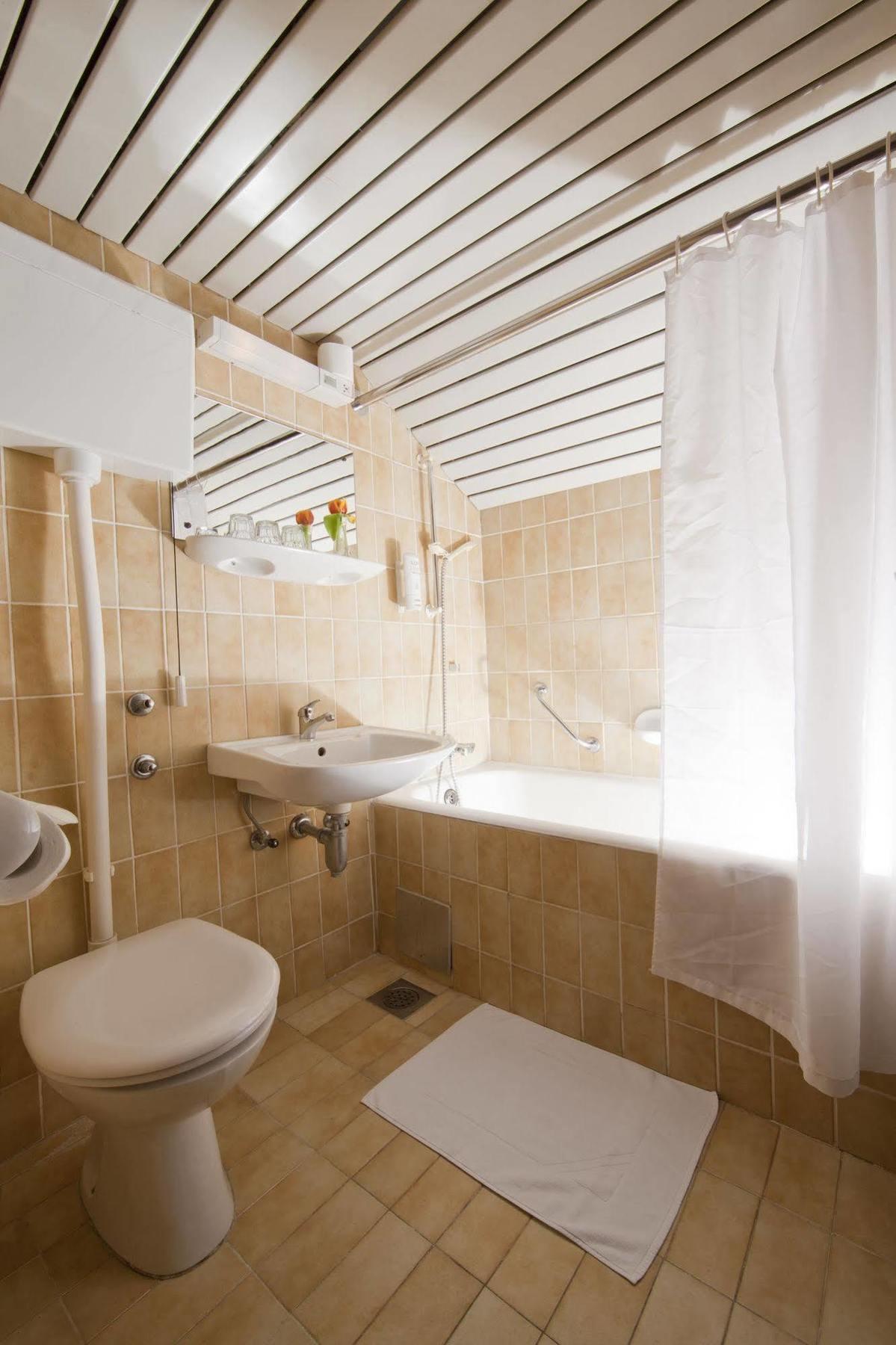 Hotel אופטיה מראה חיצוני תמונה